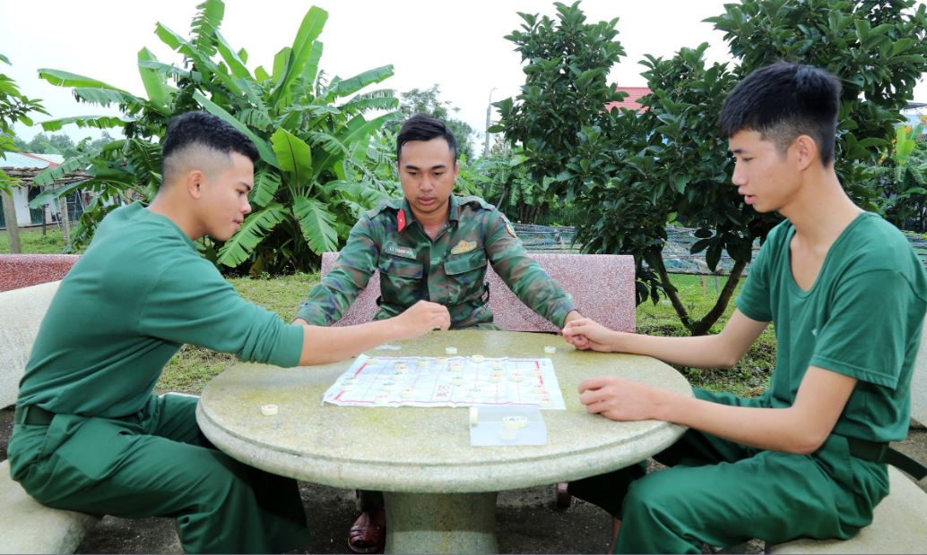 Ống kính bạn đọc: Ngày nghỉ ở đơn vị